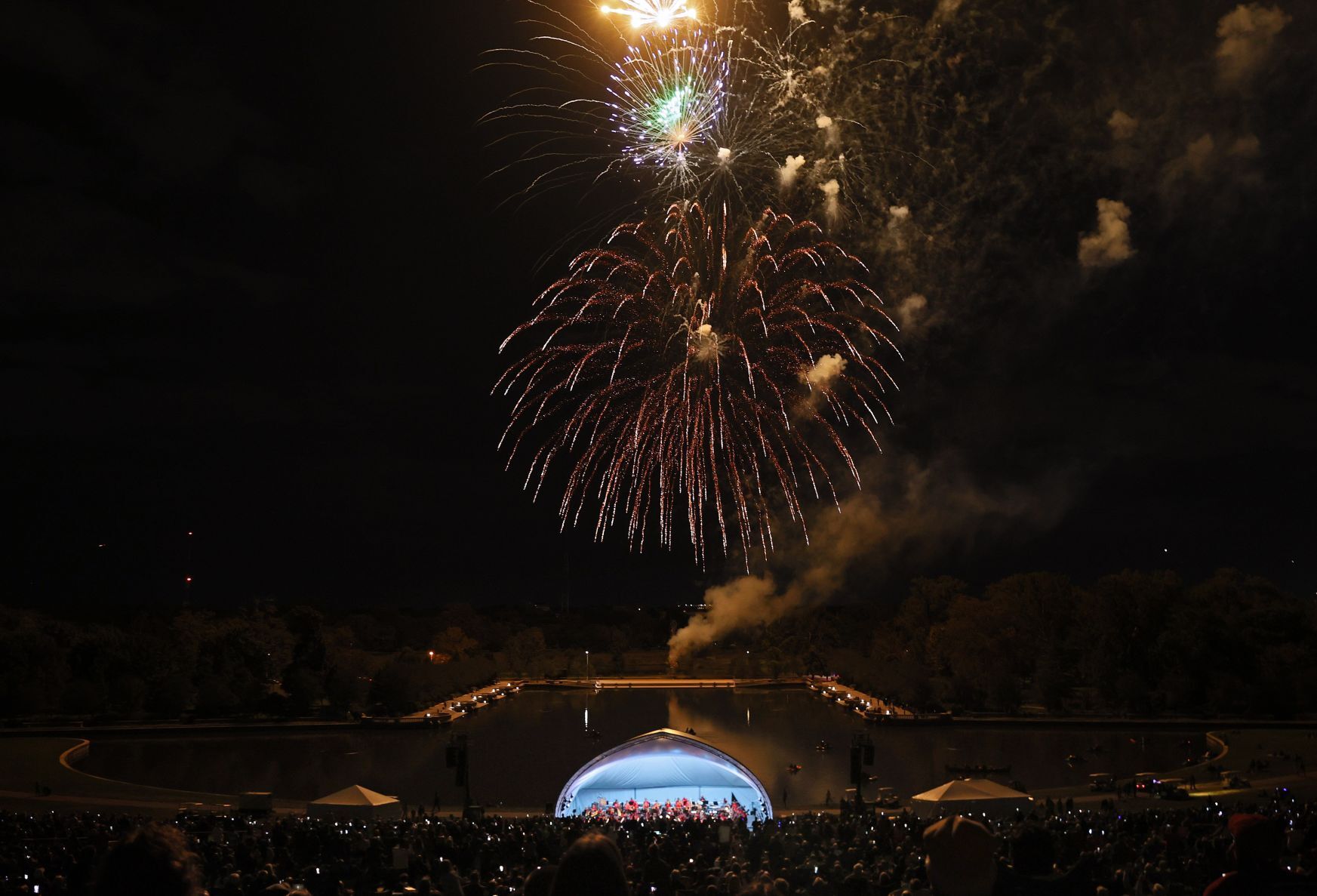 SLSO draws thousands for free Art Hill concert